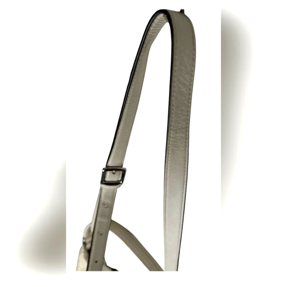 Coach Creme White Shoulder Crossbody Hobo Style Large Bag Previously Lov… - Picture 5 of 15